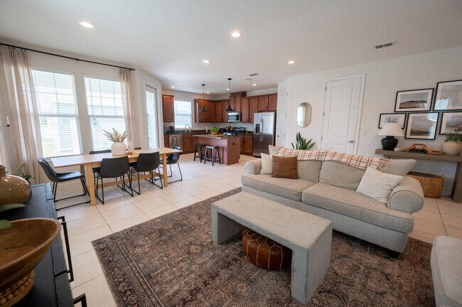 Foto del edificio - 231 Daydream Ave
