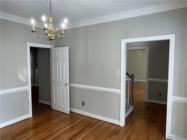 Foto del edificio - 12410 Creek Mill Ct