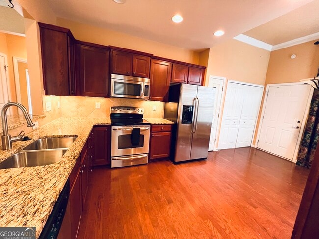 Foto del edificio - 130 Magic Lily Dr