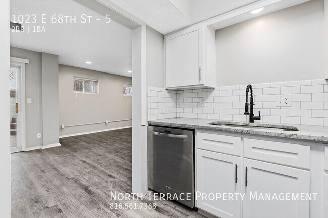 Building Photo - Renovated 2BR with Modern Updates in Brook...
