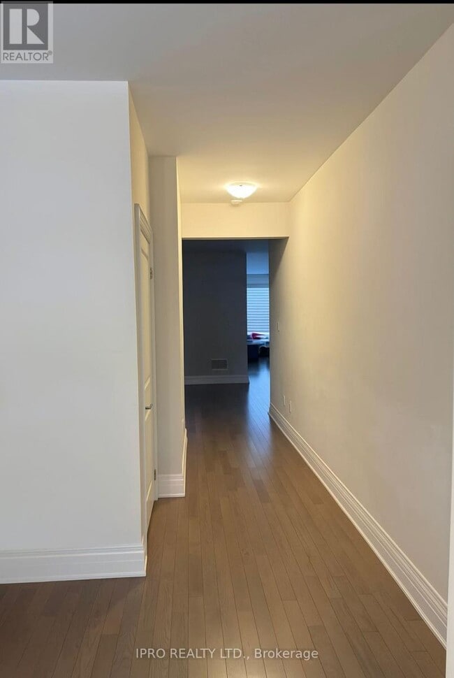Building Photo - 17 Calabria Dr