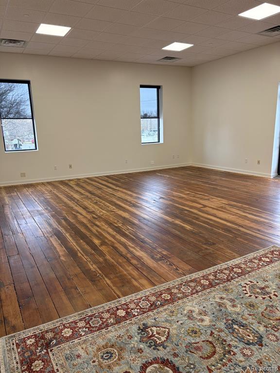 Foto del edificio - 105 E Main St