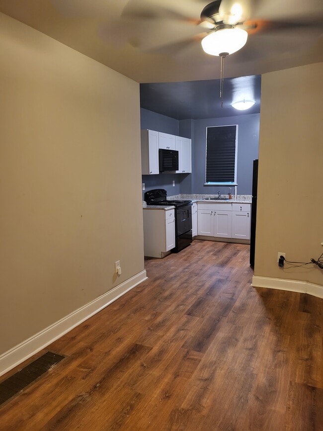 Photo - Taylor Street House