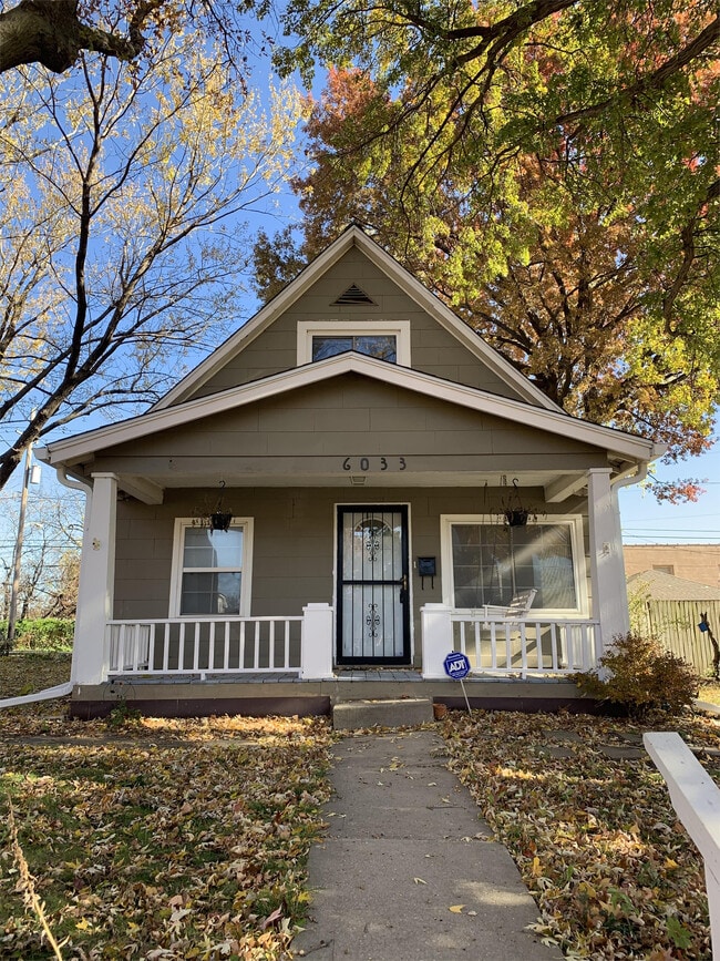 Foto del edificio - 6033 Harrison St