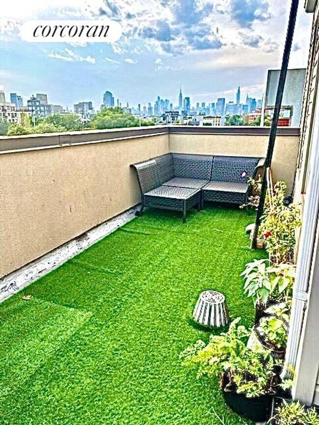 Foto del edificio - 504 Humboldt St