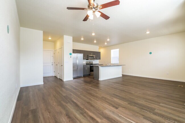 Foto del edificio - 13424 Oneida Ln