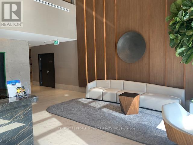 Photo du bâtiment - 8-3308 Nahani Way
