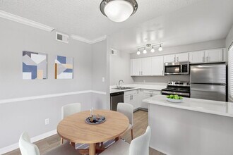 Building Photo - Granite Bay