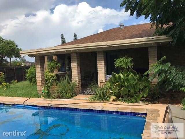 Foto principal - 3 br, 2 bath House - 2771 Laredo Rd