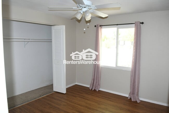 Foto del edificio - 1550 W Pershing Ave