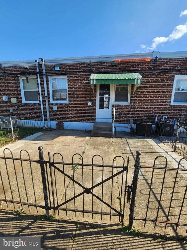 Building Photo - 5308 Harbison Ave