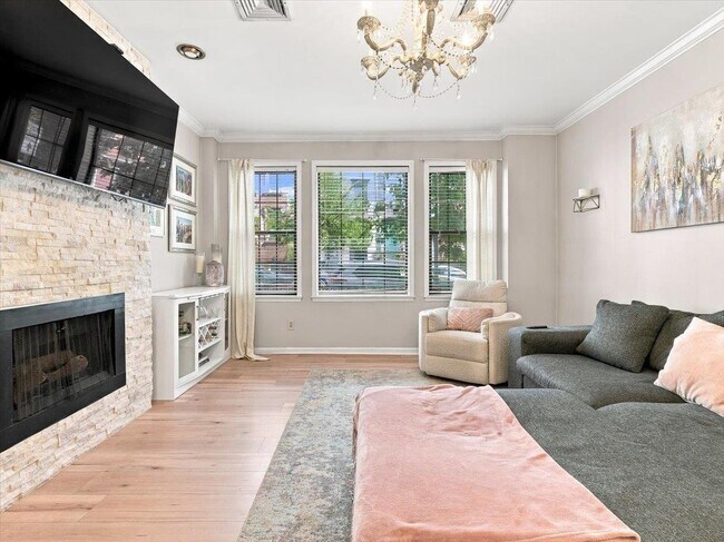 Foto del edificio - 902 Willow Ave