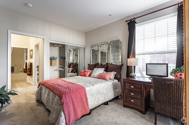1BR,1BA,-727SF The Kestrel - Falcon Creek