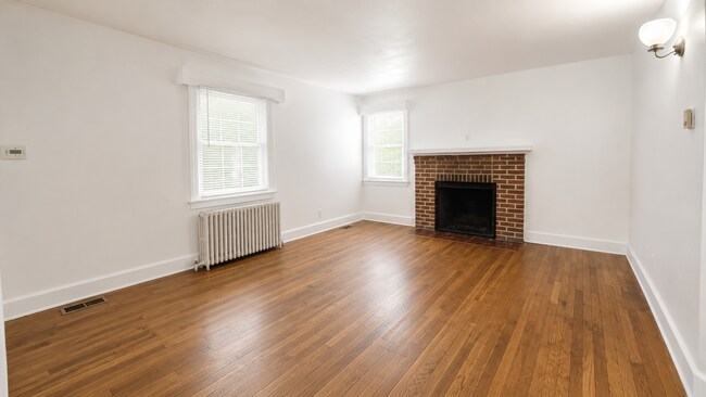 Foto del edificio - 3774 Chatham Cir