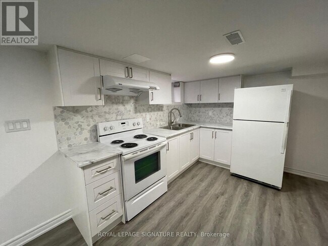 Building Photo - 71 Shangarry Dr