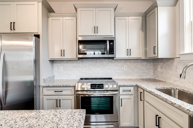 Photo - 2009 23rd Ave N House