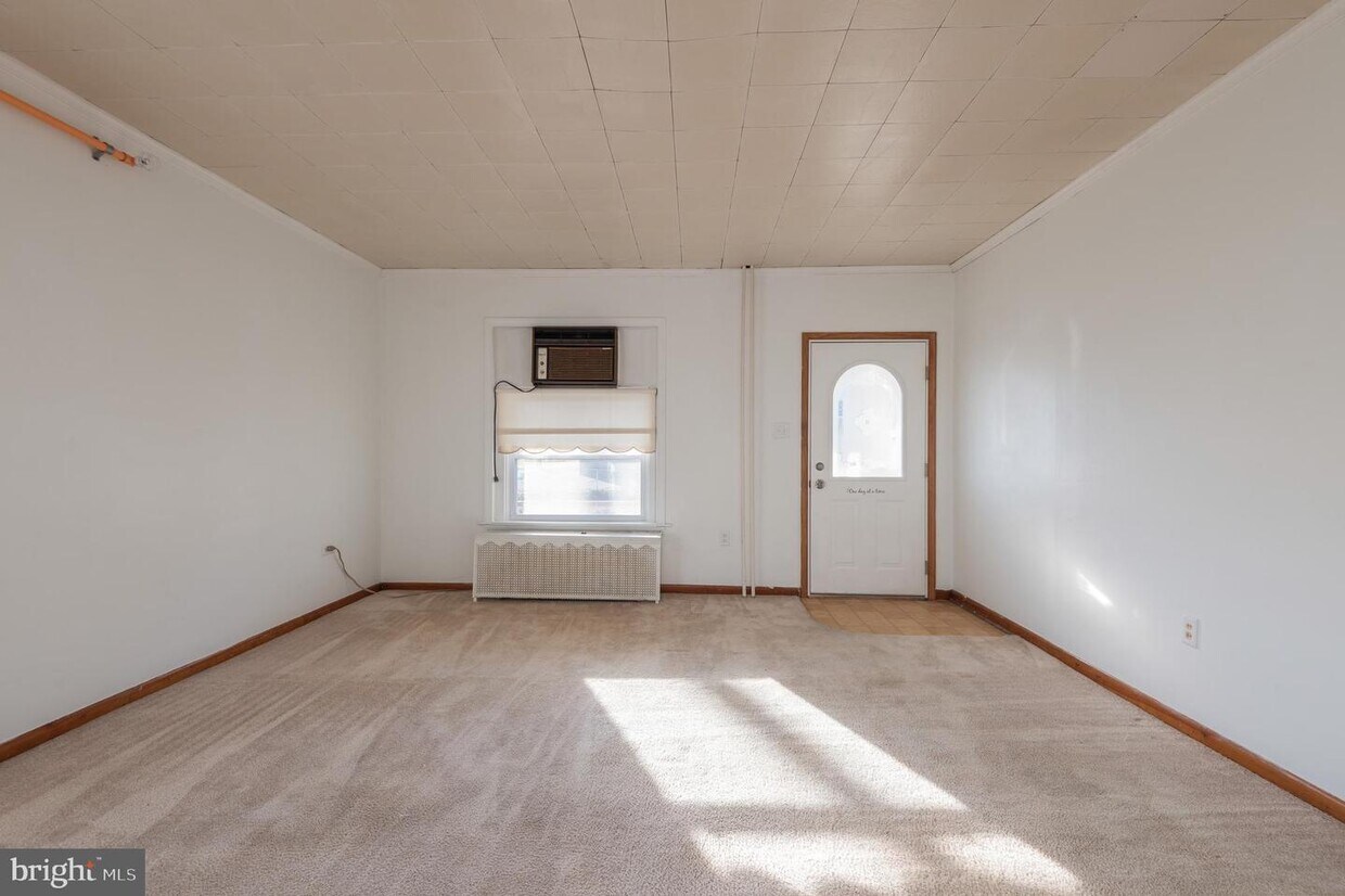 Foto principal - 1003 Yates Ave