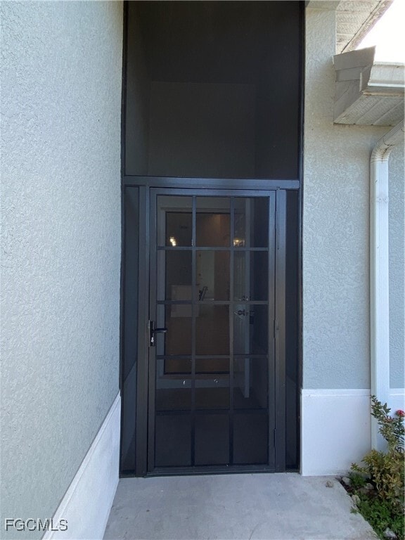 Building Photo - 2213 Hogan Dr