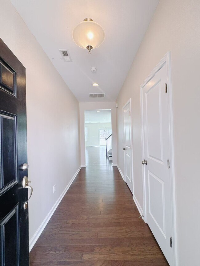 Foto del edificio - 1197 Little Gem Ln