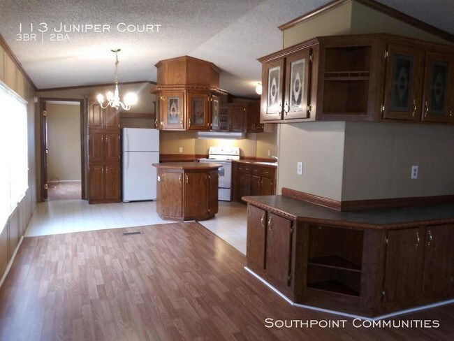 Foto del edificio - 113 Juniper Ct