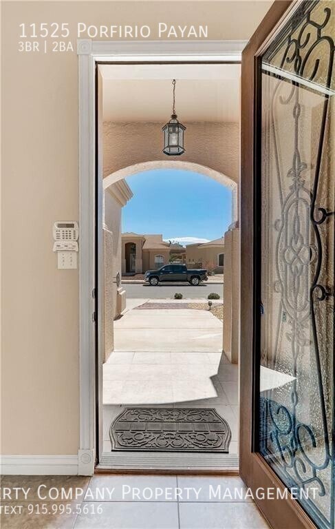 Foto del edificio - 11525 Porfirio Payan Dr