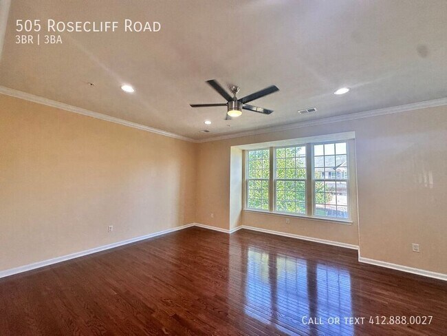 Foto del edificio - 505 Rosecliff Rd