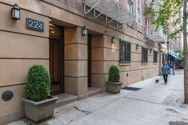 Foto del edificio - 224 Sullivan Street