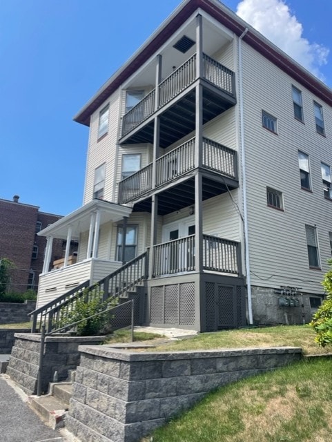 Building Photo - 7 Wyman St