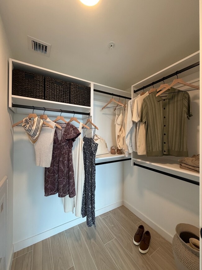 Foto del edificio - 3425 Garden Ave