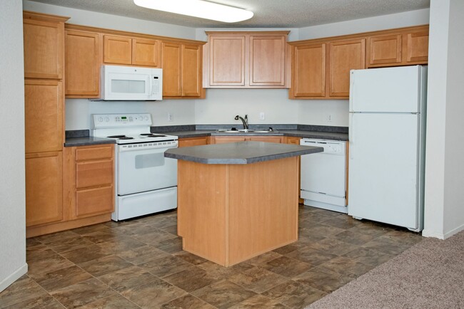 Building Photo - Wyngate Townhomes