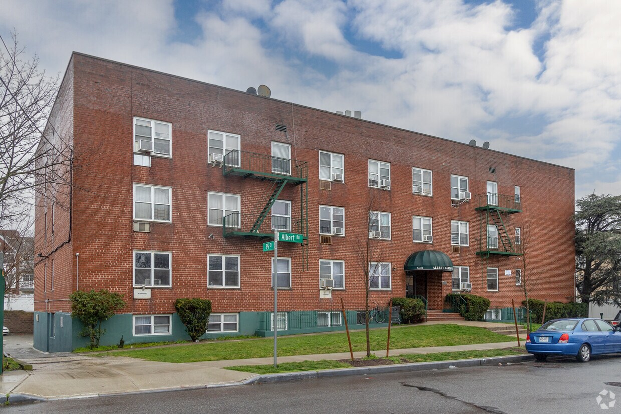 Primary Photo - 94-20 Albert Rd