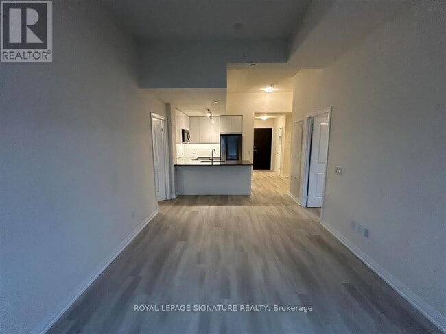 Building Photo - 3270 Sheppard Ave E