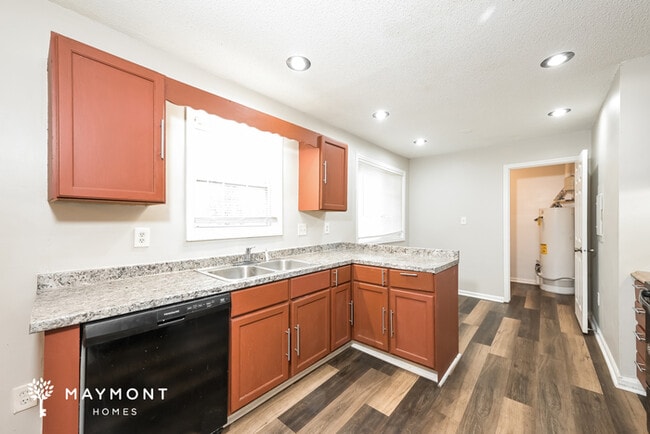 Building Photo - 4914 Sandberg Ct