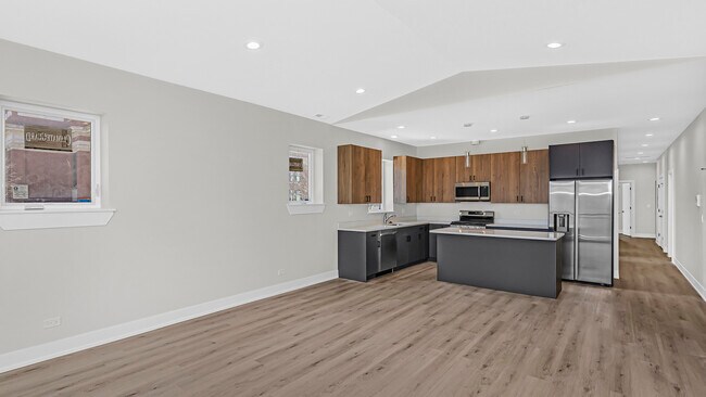 Foto del edificio - 623 E 60th St