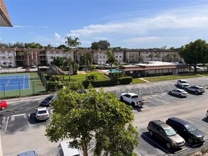 Building Photo - 8101 SW 24th Ct