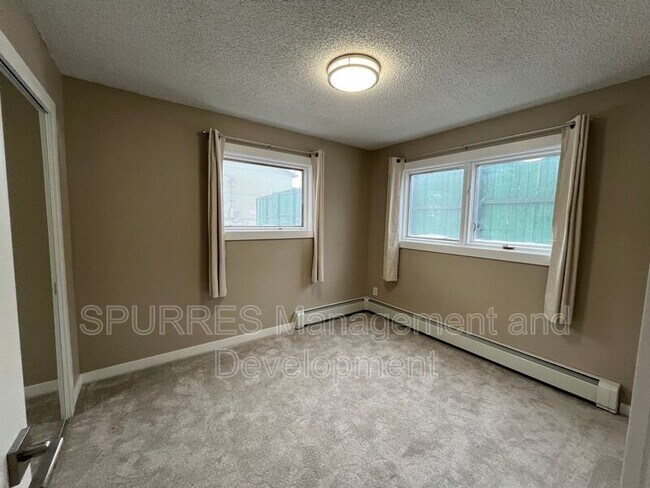 Foto del edificio - 516 E 10th Ave