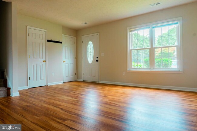 Foto del edificio - 9836 Plaza View Way