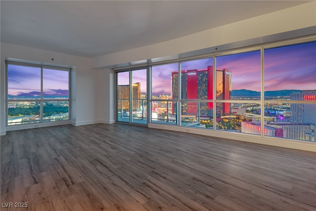Foto principal - 2700 S Las Vegas Blvd
