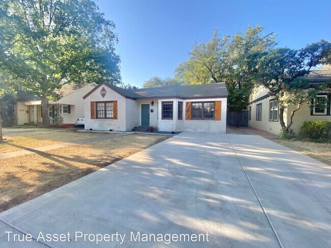 Foto del edificio - 4 br, 3 bath House - 2619 25th St