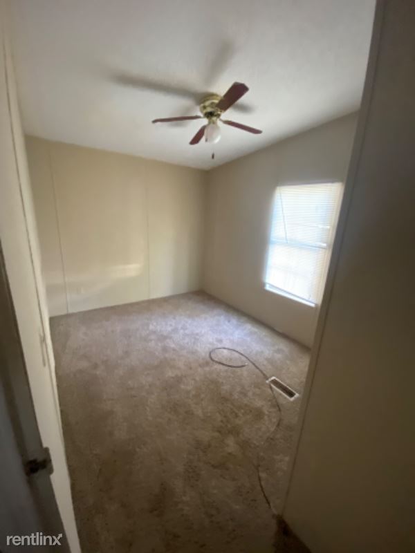 Building Photo - 3 br, 2 bath Mobile Home - 3913 Mayfield Dr