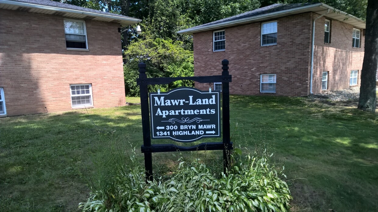 Foto principal - 1341 E Highland Ave