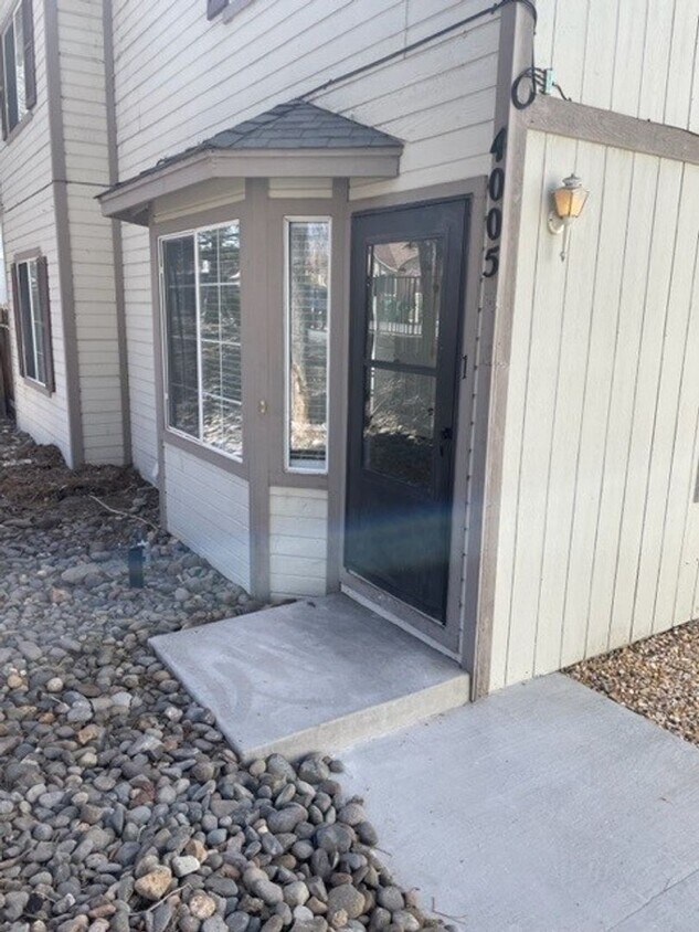 Foto principal - 4005 Pheasant Dr