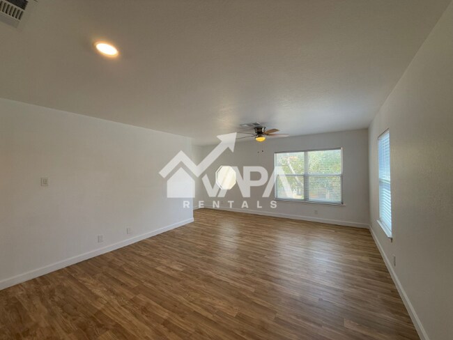 Foto del edificio - 10135 Ranger Canyon