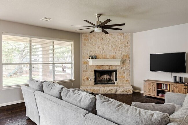Foto del edificio - 5517 Fort Benton Dr