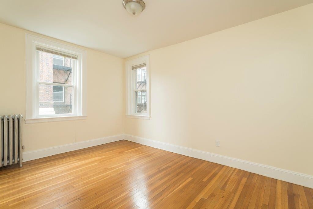 Foto principal - 138 Highland Ave
