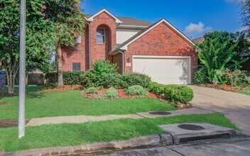 Building Photo - 14034 Chelseahurst Ln