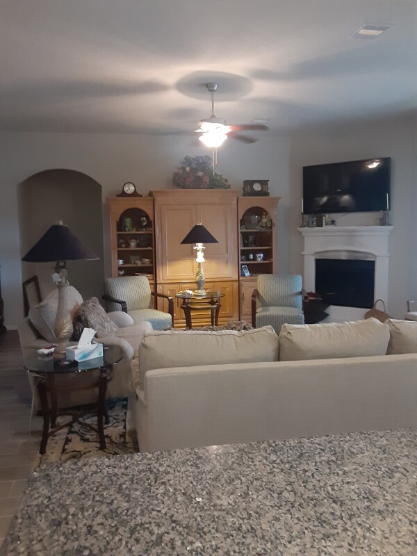 Foto del edificio - 8330 Sands Bank Ln