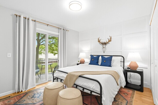 Foto del edificio - 18530 E 14 Mile Rd