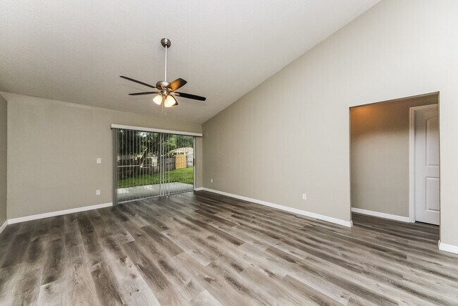 Building Photo - 682 Whitetail Loop