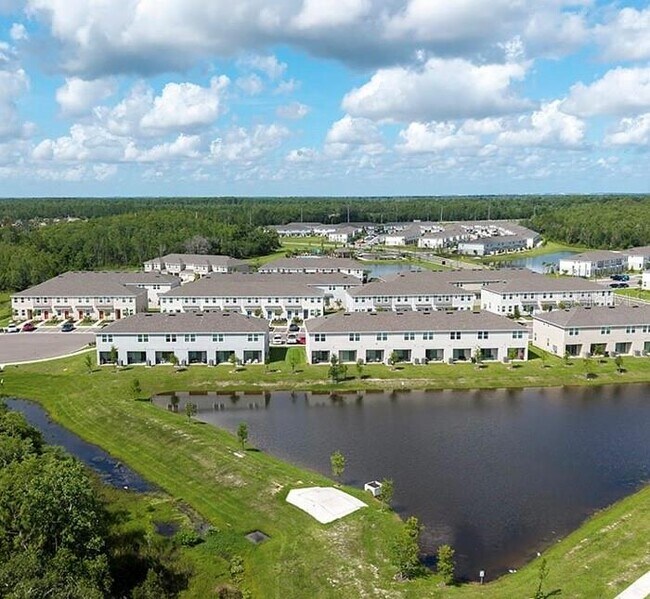 Building Photo - 3014 Skyline Lp